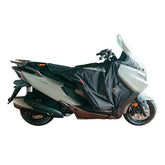 Coprigambe Termoscud R211X, un coprigambe impermeabile e termico. Utilizzato su scooter. Di Tucano Urbano.